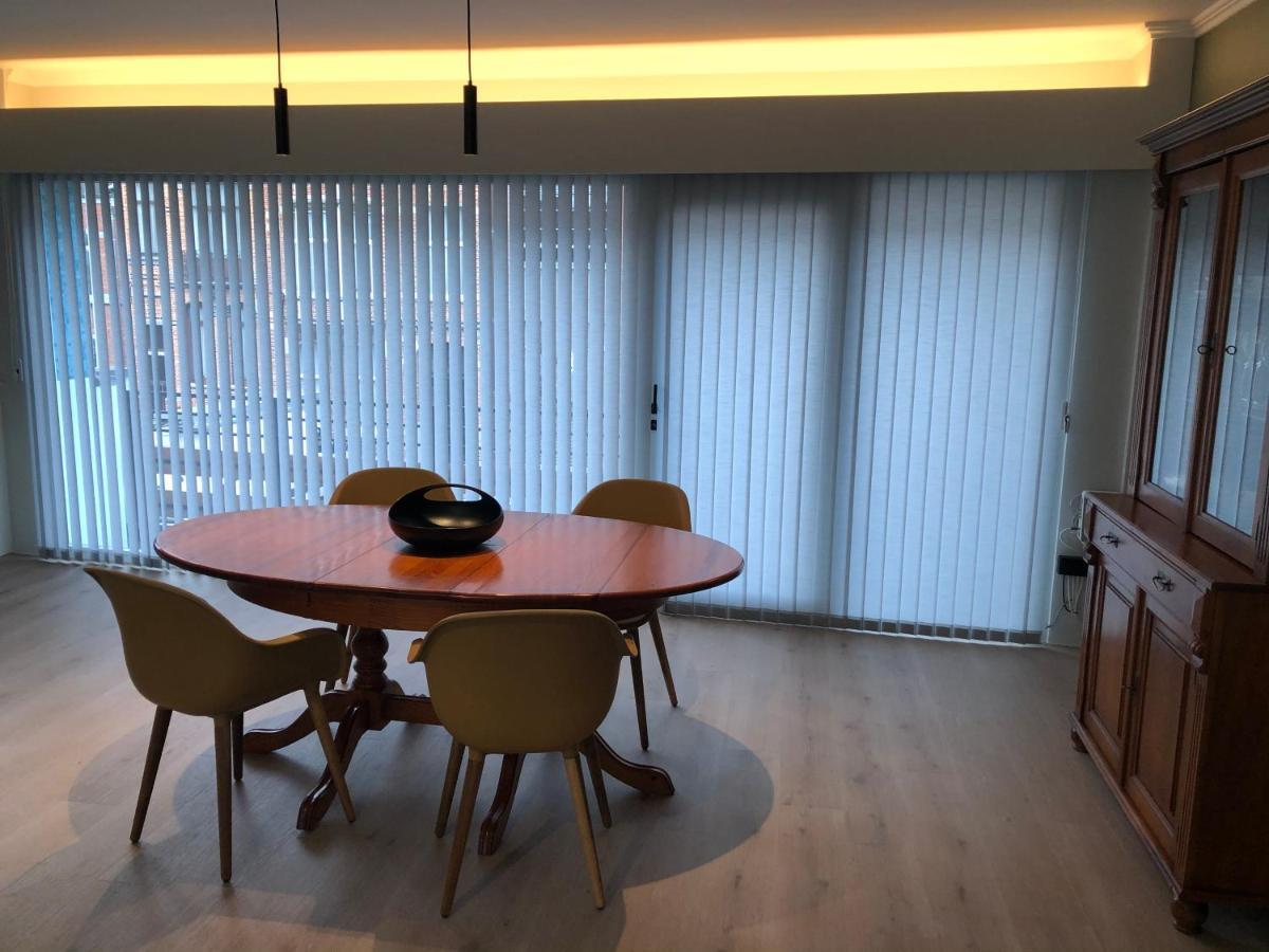 Ros'A Tourist & Business Appartment 登德尔蒙德 外观 照片