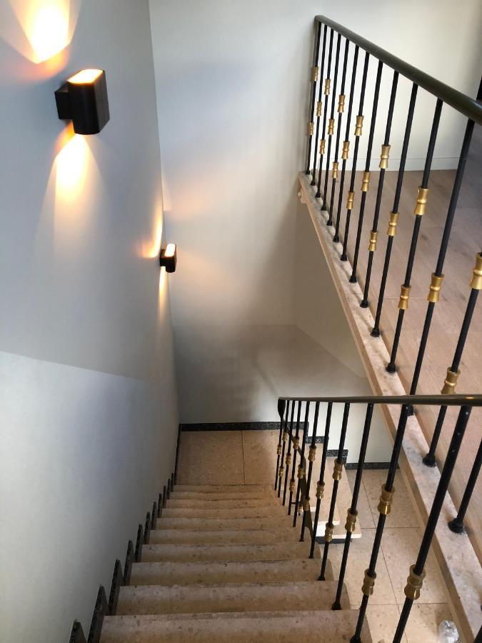 Ros'A Tourist & Business Appartment 登德尔蒙德 外观 照片
